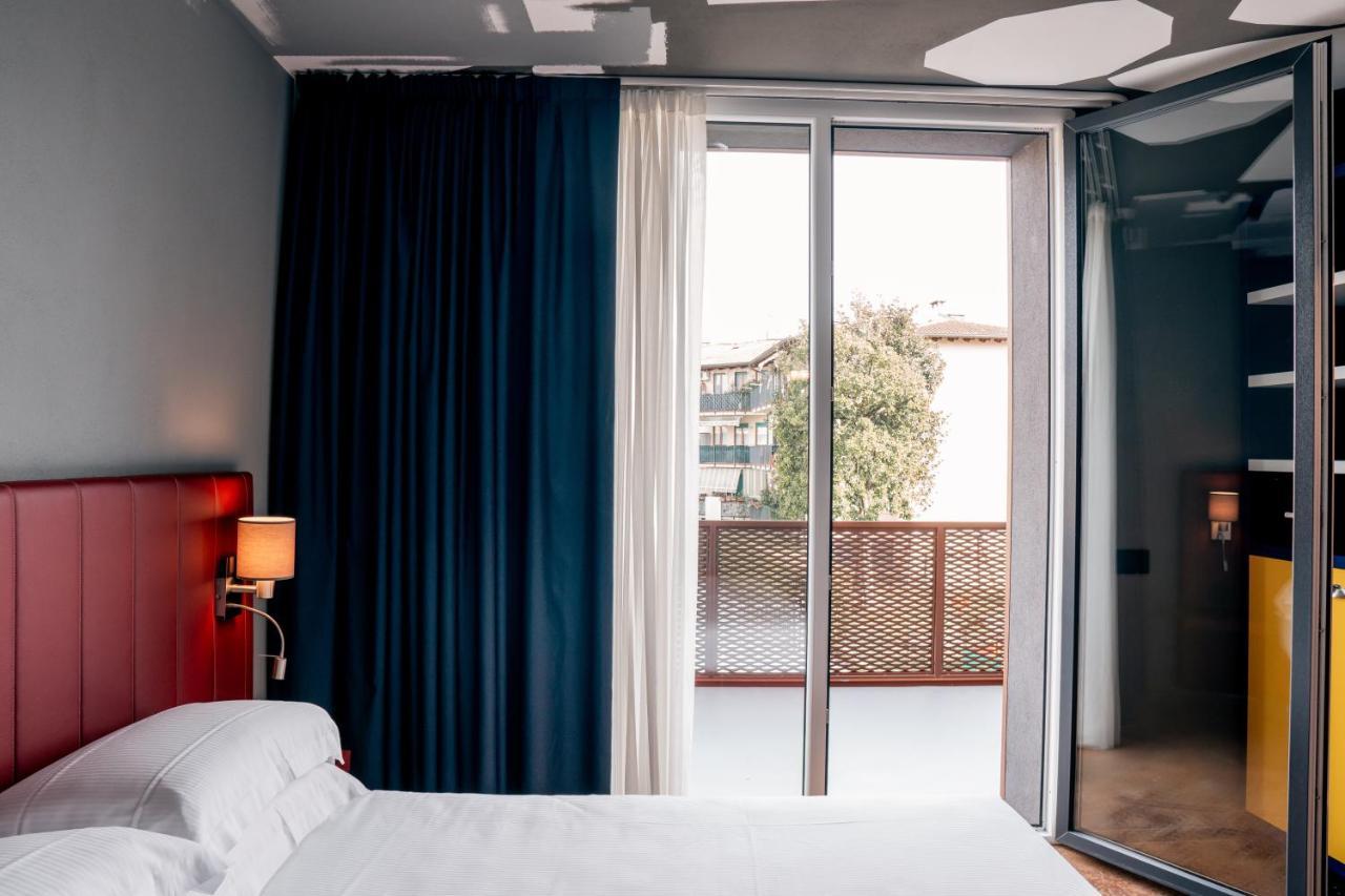 K Modern Hotel Peschiera del Garda Bagian luar foto