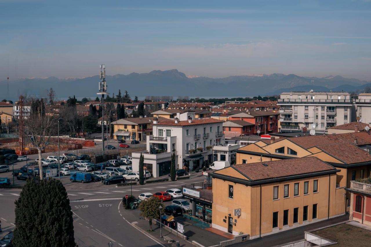 K Modern Hotel Peschiera del Garda Bagian luar foto